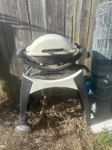 Webber bbq with stand