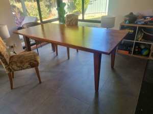 Dining or utility table