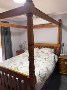 Queen bedroom suite - 4 Poster bed - dressing table - 2 bedsides