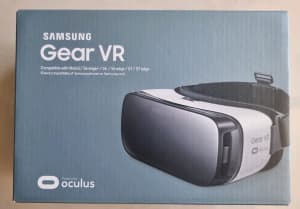 Samsung Gear VR Frost White by Oculus
