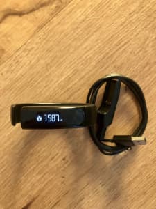 LG Lifeband Activity Tracker - Excellent Condition