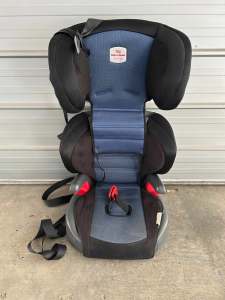 Childs vehicle seat. Safe n Sound. VGC.