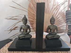 Balinese book ends *pre owned*