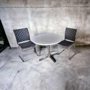 Dinning table 2 chairs