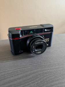 Fuji TW-300ii Date 35mm Film Camera Excellent Condition