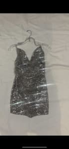 Ladies dresses .new never worn. Size xs-s casual/formal
