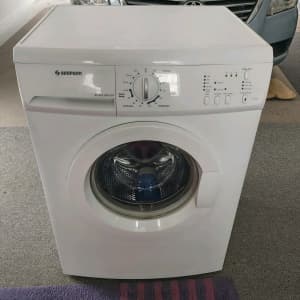 7kg Simpson washing machine for sale