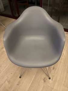 4 x Eames replica dining chairs