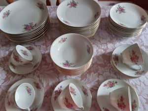 Large pretty floral dinner set. Will separate