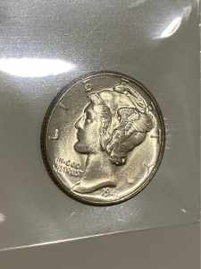 Genuine & uncirculated USA silver Dime coin