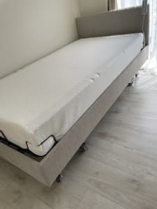 iCare IC333 King Single Size Electric Adjustable Bed.