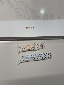 Apple Watch 2023 Pride Brand (Small) 45mm
