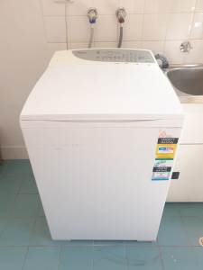 8kg Fisher&Paykel Can deliver