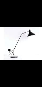 Mantis BS3 DCW TABLE LAMP DESIGNER LIGHT