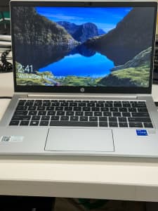 HP Probook 440 G8 like new condition!!