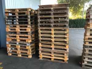 Wooden skids / pallets - various sizes
