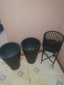Plant pots selling separate must go 