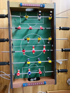 Soccer foosball game in very good condition 