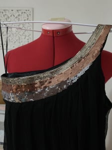 Crisp Size 8 Dress with Gold/Silver/Rose Gold detailing