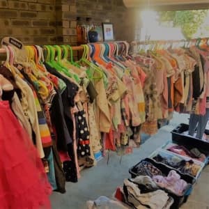 Kids clothes & SATURDAY garage sale YANGEBUP 6164 bundle lot
