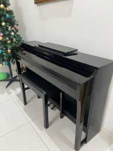 Brand New Yamaha Clavinoa Digital Piano CLP-625