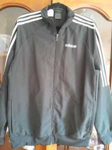 Adidas light weight jacket. Size M