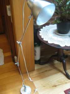 Vintage Floor Lamp(Industrial Style)Adjustable(Works)Weight Plate Base