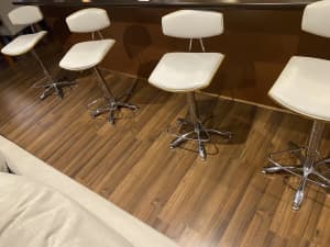 4 Kitchen Table Chairs