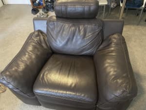 FREE 2 Seater and 1 Seater Genuine Leather Reclining Lounges