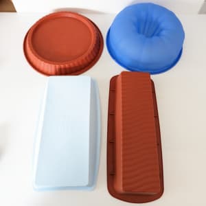 Silicone Baking Mould Bundle lot of 4 - Cake Quiche Pie Banana Loaf