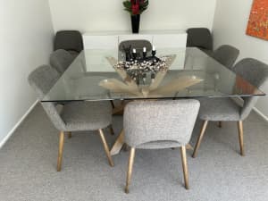 Square glass and wood Dining Table