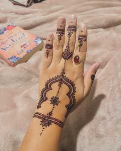 Henna / Mehendi Services