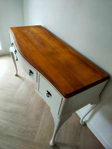 Provincial Hall/ Dresser table