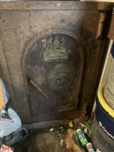 Antiques very heavy cast iron safe man cave items household effects