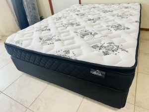 💥As New, luxury double bed ensemble ( base and mattress) can deliver