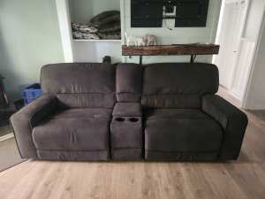 Double reclining couch 