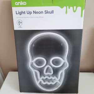 Light Up Neon Skull - New