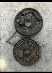 Holden torana Lc lj front brakes and backing plates and brake shoes