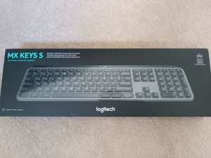 Logitech MX Keys S - Graphite (Windows & Mac) Wireless Keyboard