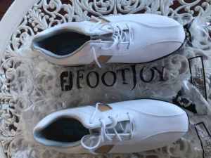 Footjoy Golf Shoes Ladies size 7W