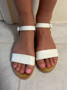 Girls Cute Sandals Roc Brand Size 5 x 2