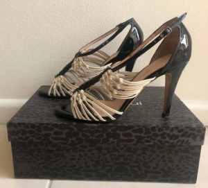 Urban Soul Full Leather Black/Nude Heeled Shoes