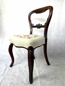 Antique Victorian Rosewood Rococo Revival Side Dining Chair