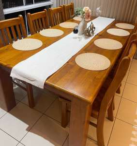 Dinning table 10 chairs wood