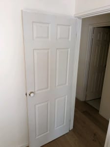 Door carpenter / door fitter 