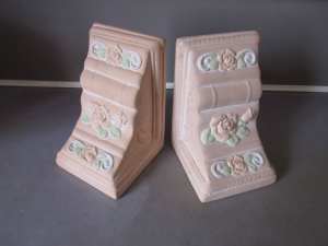 PAIR VINTAGE 1970S FLORAL PATTERN CLAY TERRACOTTA BOOK ENDS