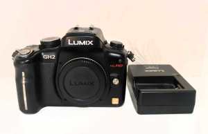 Panasonic LUMIX DMC-GH2 16.0MP Digital Camera