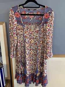 Floral Sportsgirl 3/4 Sleeve Boho / Peasant Dress Size 8 with Pockets