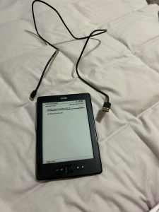 Amazon Kindle 4th Generation Model D01100 E-Reader