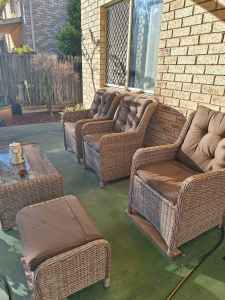 Free outdoor outdoor furniture Sold
